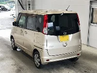 Цена авто Nissan Roox с аукционов Японии, номер кузова ML21S, пробег 76 000, оценка 2