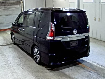 NISSAN SERENA