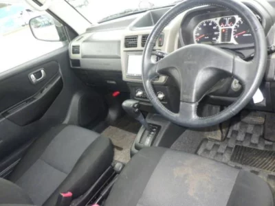 MITSUBISHI PAJERO MINI
