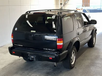 CHEVROLET BLAZER