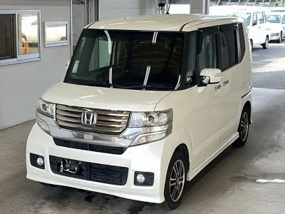 HONDA N BOX PLUS