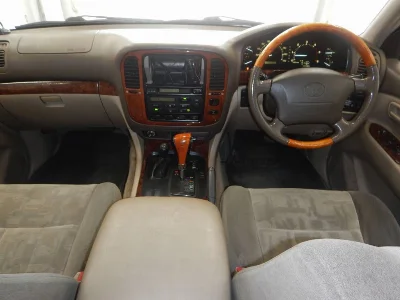 TOYOTA LAND CRUISER