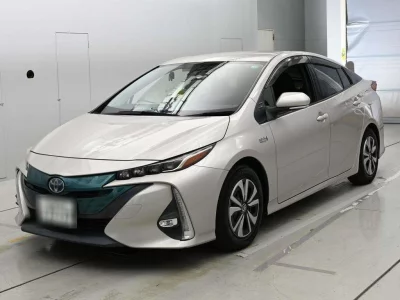 TOYOTA PRIUS PHV