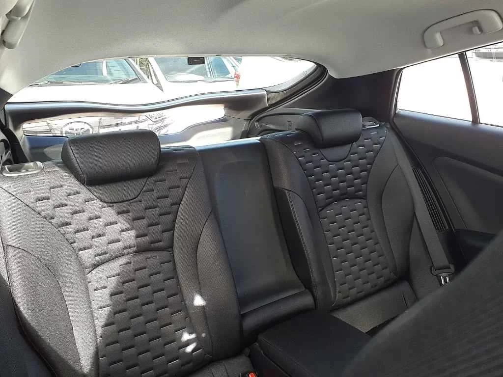 Toyota Prius A, миниатюра 11