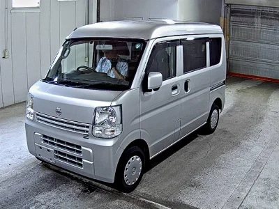 NISSAN CLIPPER VAN