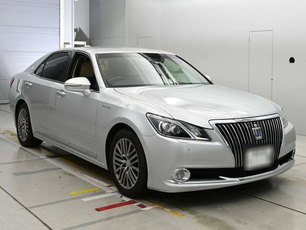 Toyota Crown, миниатюра 5