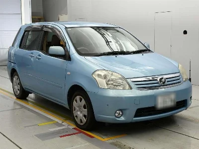 TOYOTA RAUM