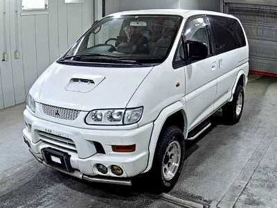 MITSUBISHI DELICA