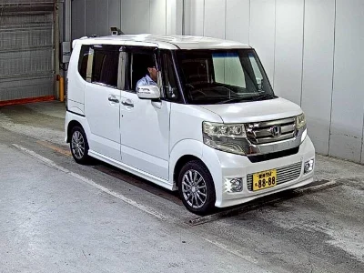 HONDA N BOX