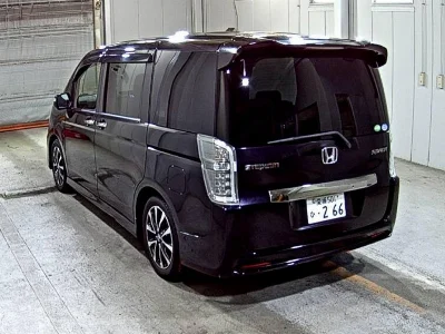 HONDA STEP WAGON