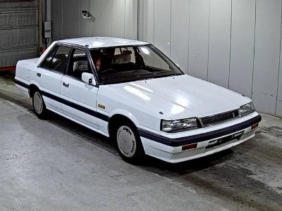 NISSAN SKYLINE