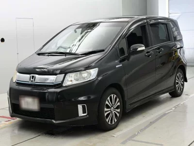 HONDA FREED SPIKE