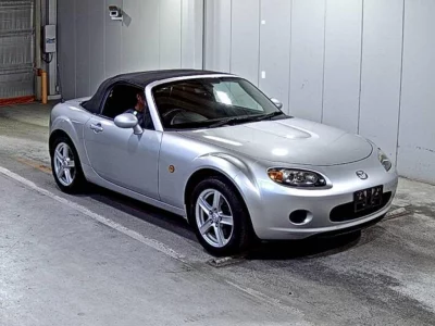 MAZDA ROADSTER
