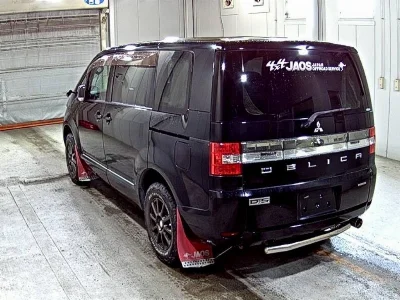 MITSUBISHI DELICA D5