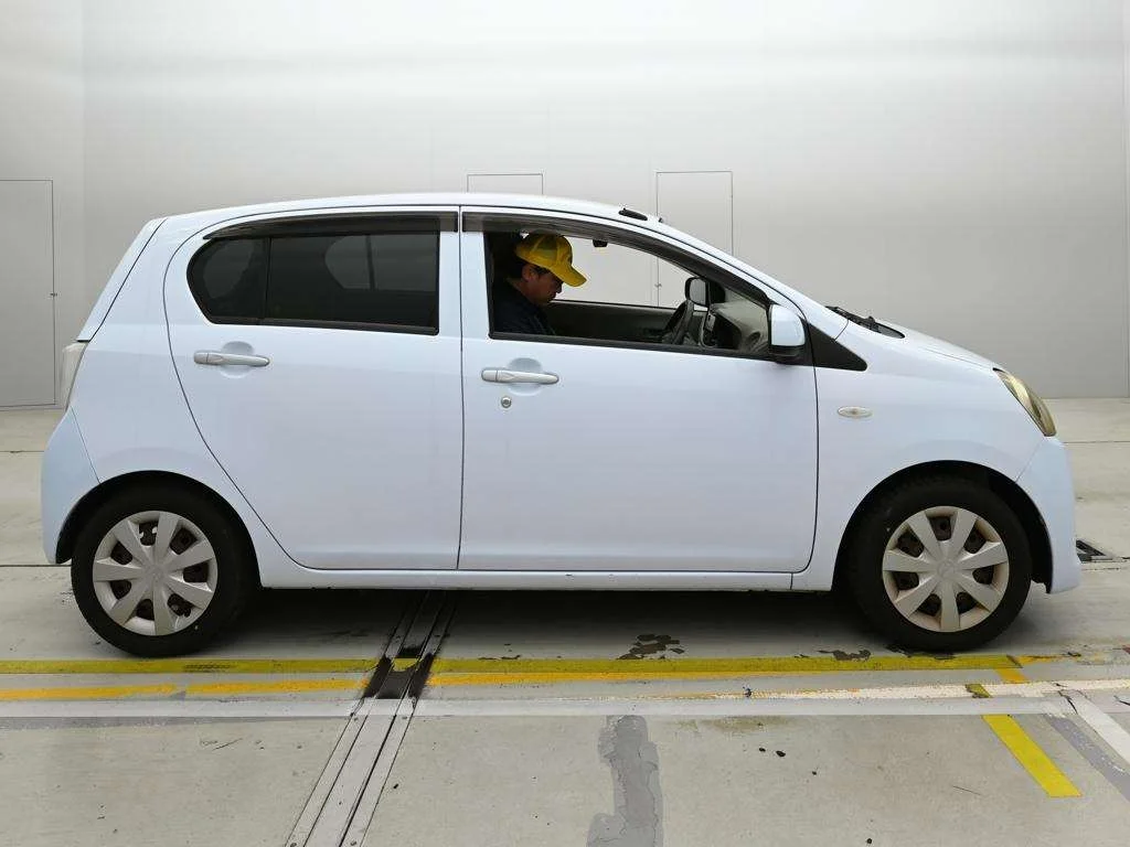 Daihatsu Mira L, миниатюра 3
