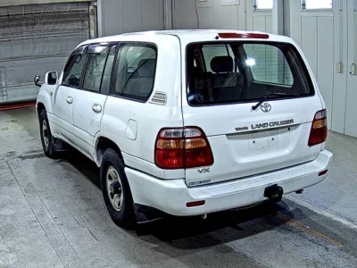 TOYOTA LAND CRUISER
