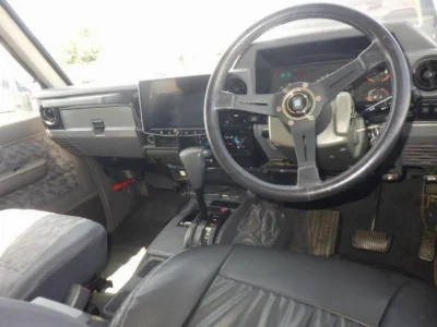 TOYOTA LAND CRUISER