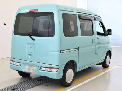 DAIHATSU HIJET VAN