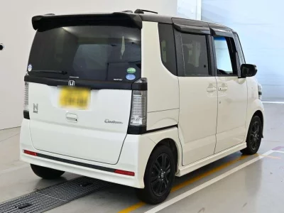 Honda N BOX CUSTOM