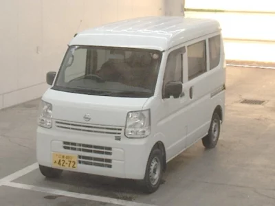 NISSAN CLIPPER VAN