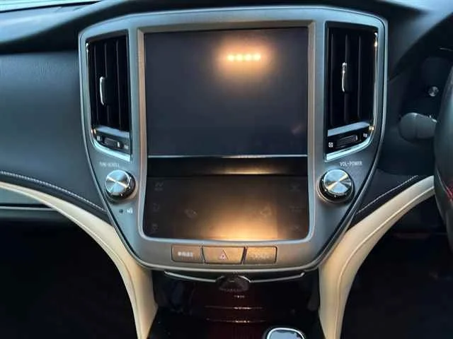 Toyota Crown HYBRID ROYAL SALOON, миниатюра 6