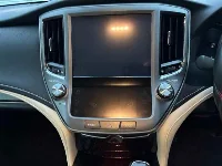 Toyota CROWN HYBRID
