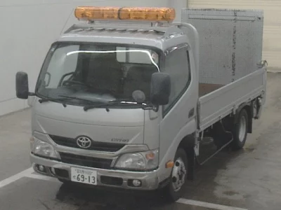 TOYOTA DYNA