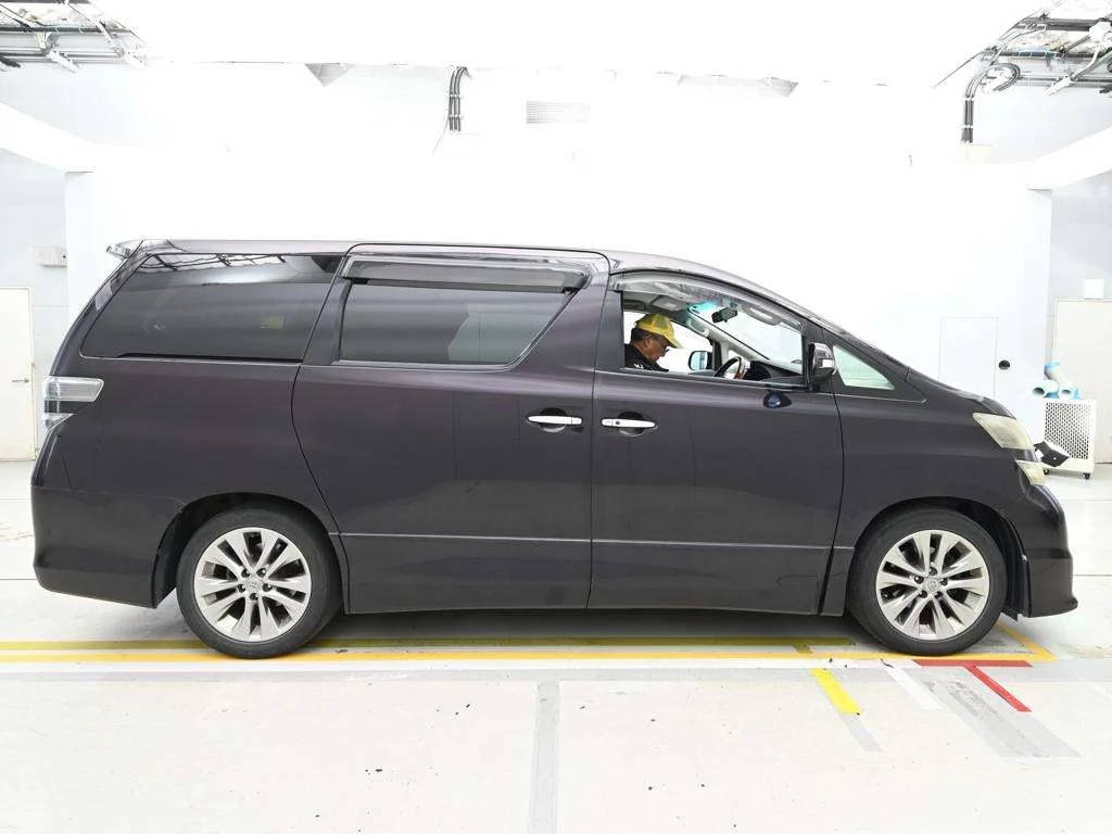 Toyota Vellfire, миниатюра 3