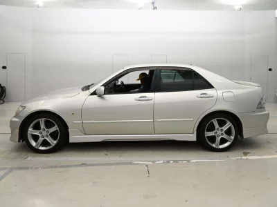 TOYOTA ALTEZZA