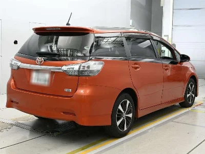TOYOTA WISH