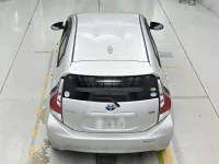Цена авто Toyota Aqua с аукционов Японии, номер кузова NHP10, пробег 41 000, оценка 3