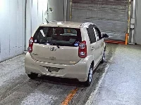 Цена авто Toyota Passo с аукционов Японии, номер кузова KGC30, пробег 151 000, оценка 2