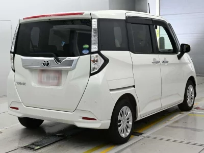 TOYOTA TANK