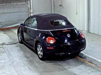 VOLKSWAGEN NEW BEETLE CABRIOLET
