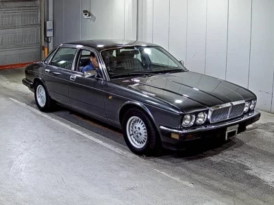 JAGUAR XJ6