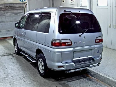 MITSUBISHI DELICA