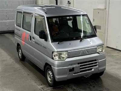 MITSUBISHI MINICAB