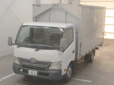 TOYOTA DYNA