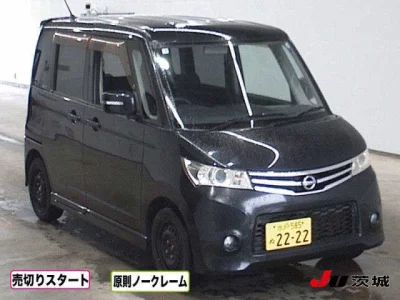 NISSAN ROOX