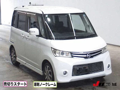 NISSAN ROOX