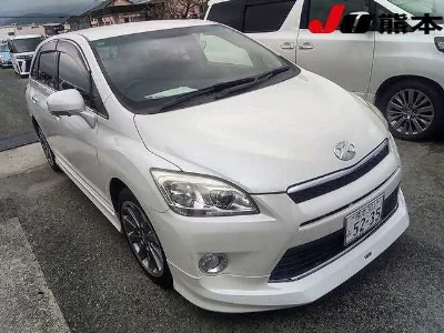 TOYOTA MARK X ZIO