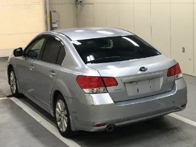 SUBARU LEGACY B4