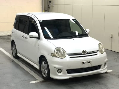 Статистика аукционов Toyota Sienta