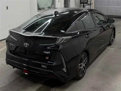 TOYOTA PRIUS PHV