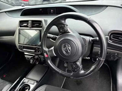TOYOTA PRIUS PHV