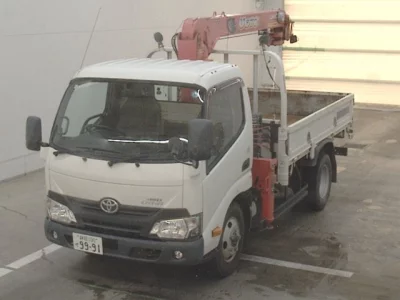 TOYOTA DYNA