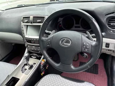 LEXUS IS