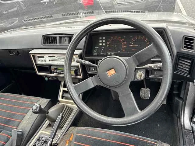 Nissan Skyline  с аукциона в Японии