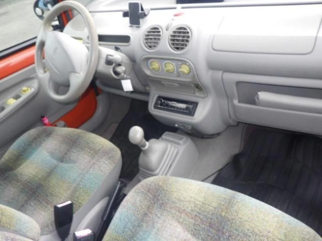 Renault Twingo  с аукциона в Японии