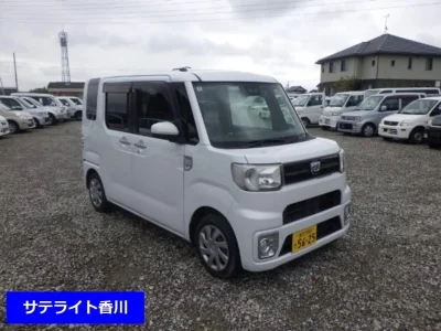DAIHATSU WAKE